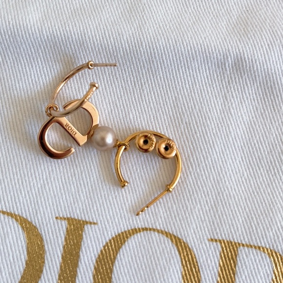 Dior Petit CD Earrings Pink-Finish Metal, Pink Resin Pearl and Pink Crystals - Picture 8 of 15